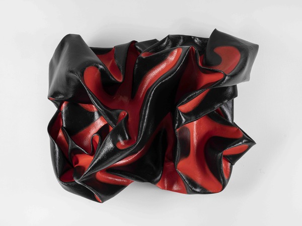 Pure Series - Black and Red Structure